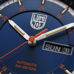 Часы Luminox Atacama Field Automatic XL.1904