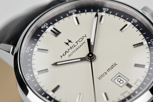Часы Hamilton American Classic Intra-Matic Auto H38425720
